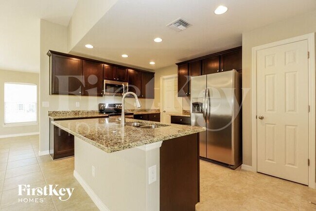 Foto del edificio - 1419 SW 29th Terrace