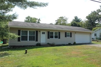 Building Photo - 441 Chambers Rd