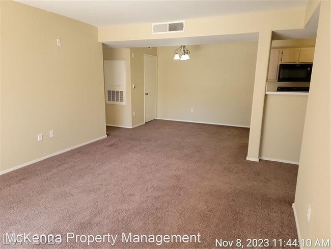 Building Photo - 2 br, 2 bath House - 7885 W Flamingo Rd #1102