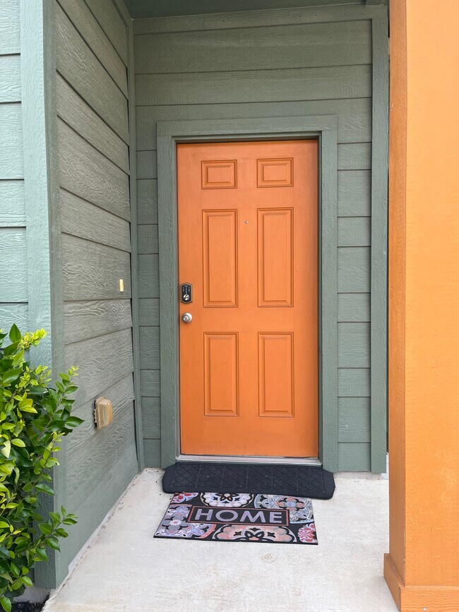 Foto del edificio - 5424 Falling Leaf Ln