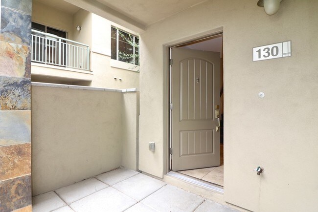 Building Photo - 815 e rose lane # 130, phoenix az