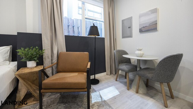 Building Photo - 3024-3024 Zuni St