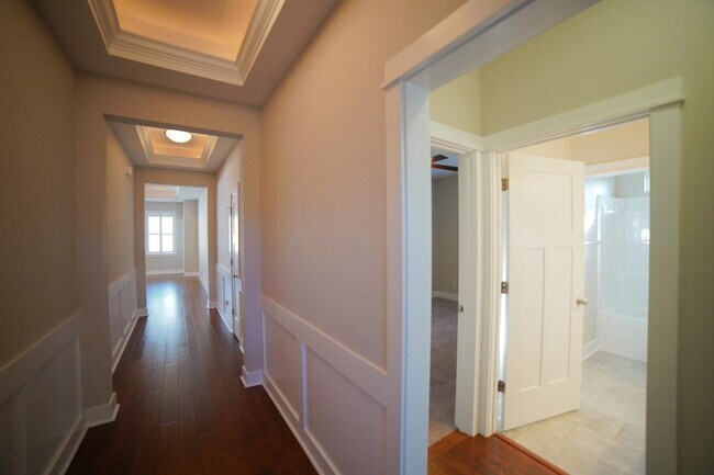 Building Photo - 2781 Julieanna Ln