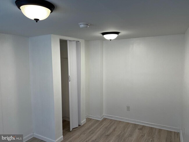 Foto del edificio - 484 Harrison Ave