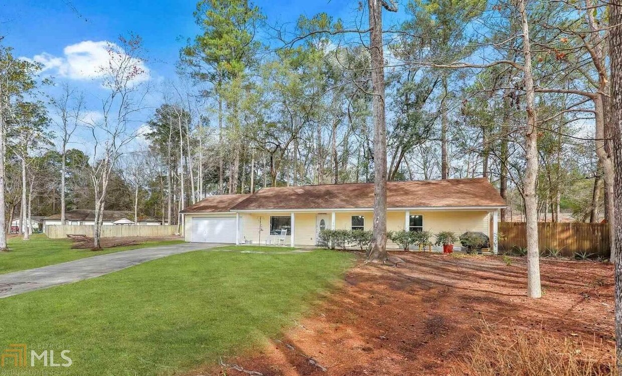 Primary Photo - 106 Creekwood Ln