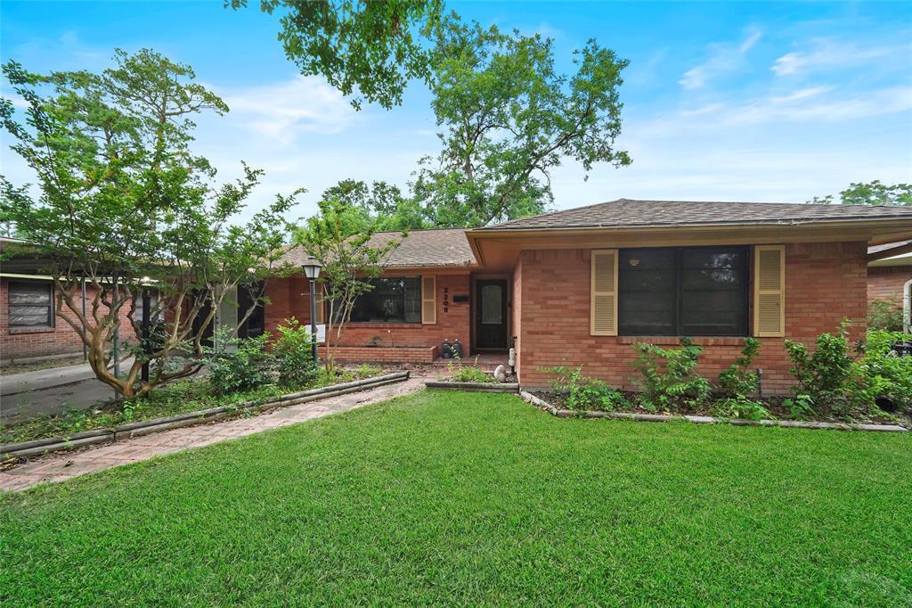 Primary Photo - 2206 Cheshire Ln