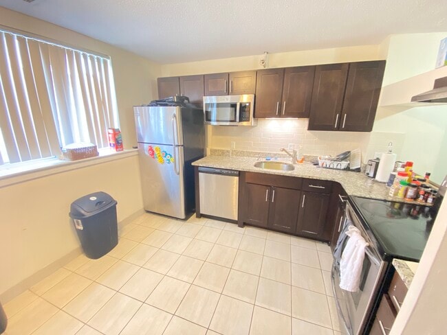 Building Photo - 148 N Beacon St