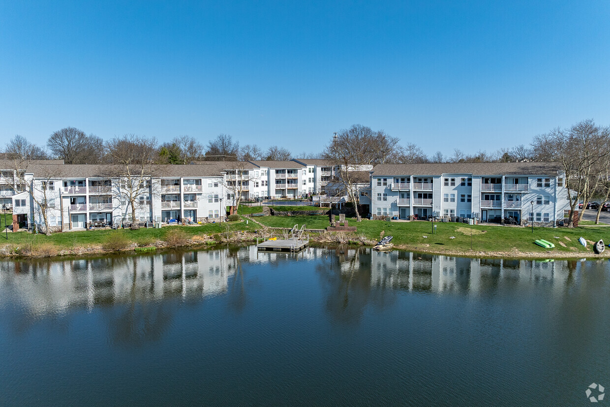 Primary Photo - Lake Edge Condos