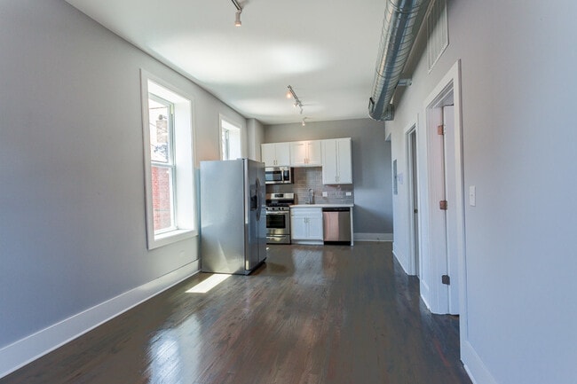 Building Photo - 1711 S Carpenter St