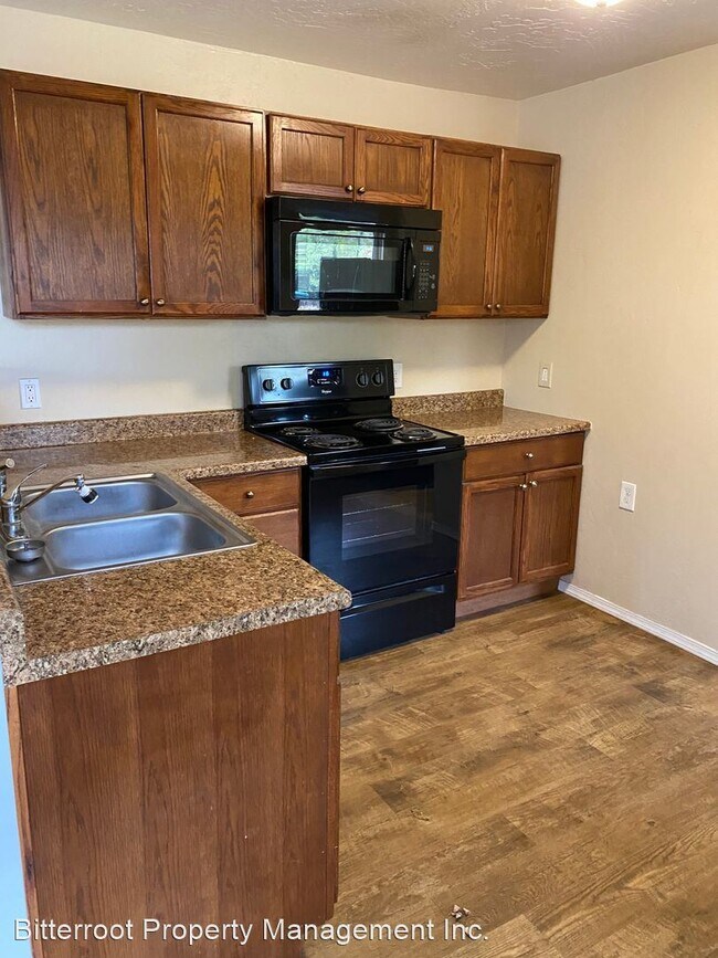 Foto del edificio - 2 br, 1 bath House - 316 South Grove Street