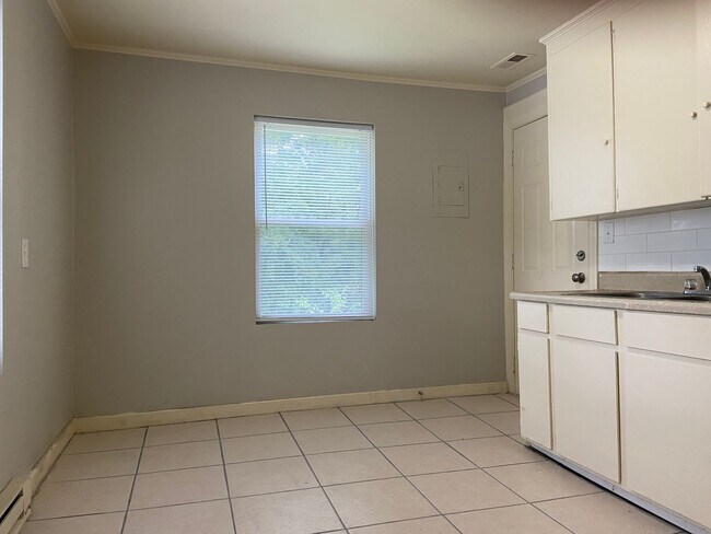 Foto del edificio - 2121 Byrd St
