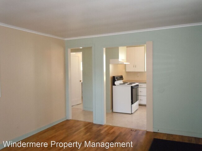 Building Photo - 2 br, 2 bath House - 1611 Electric Avenue