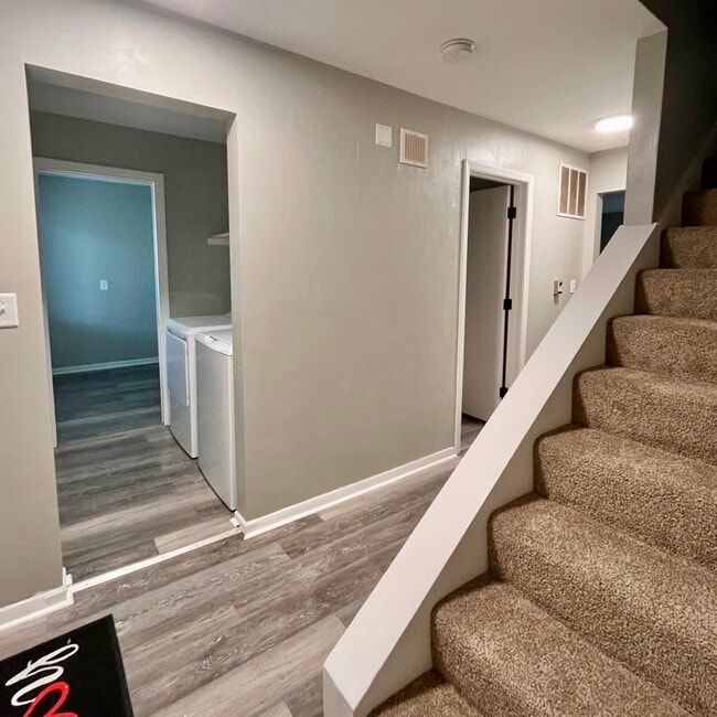 Photo - 2005 Vawter St (Urbana, IL) Townhome