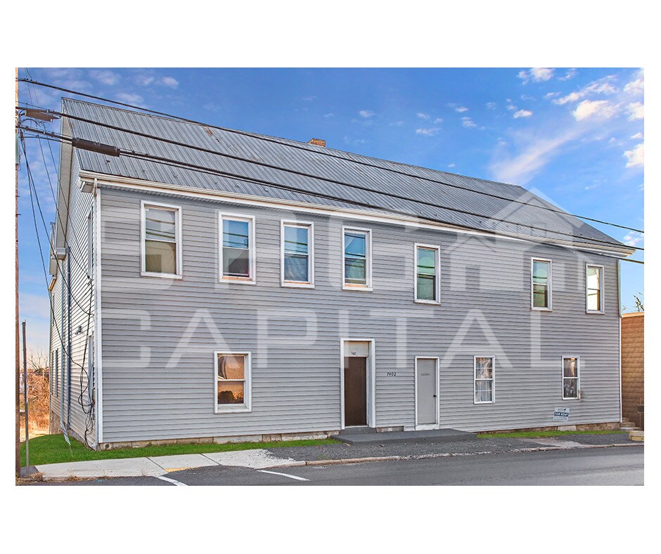 Primary Photo - 7402 Lincoln Way W