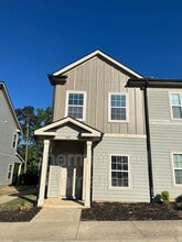 Building Photo - 721 Tarvin Cir