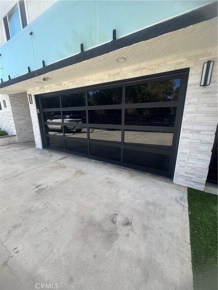 Foto del edificio - 7127 White Oak Ave