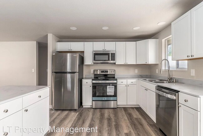 Foto del edificio - 4 br, 2 bath House - 4722 N. Walnut St.