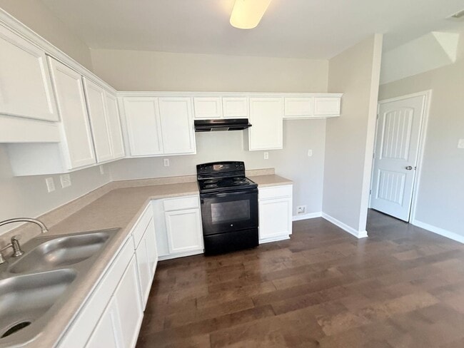 Building Photo - 4264 Blake Cir