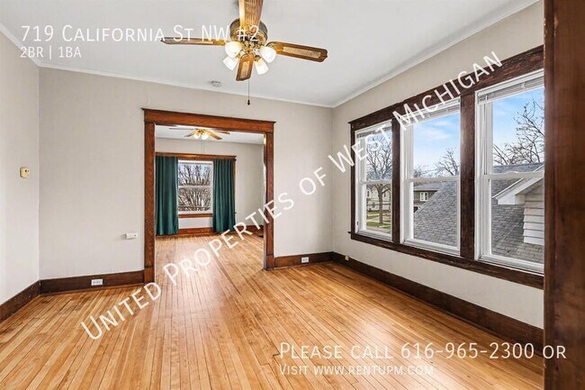 Foto del edificio - 719 California St NW
