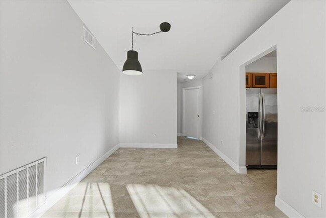 Building Photo - 1037 Chambord Ct