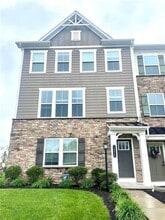 Building Photo - 1078 Adair Ave