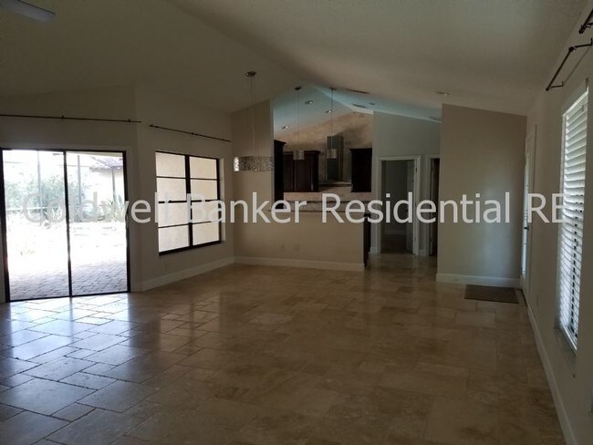 Building Photo - 8019 N Madeira Ct
