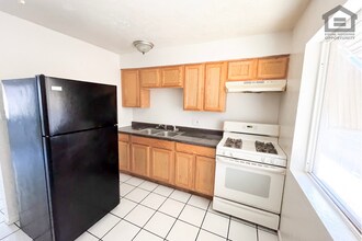 Building Photo - 1640 E Brill St