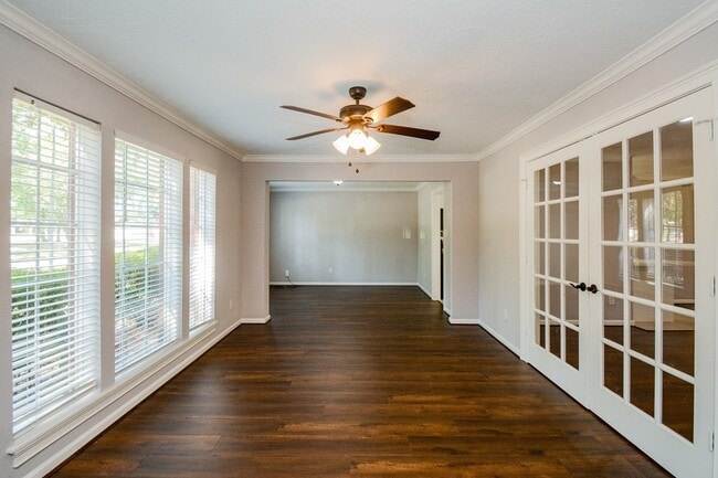 Building Photo - 11610 Cypresswood Dr