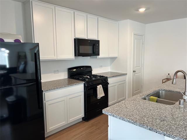 Building Photo - 14929 Tejano St