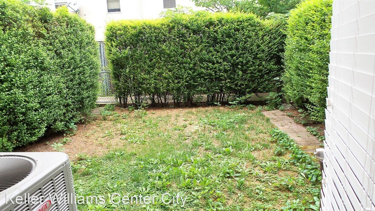 Primary Photo - 2 br, 1.5 bath House - 1107 Bainbridge St