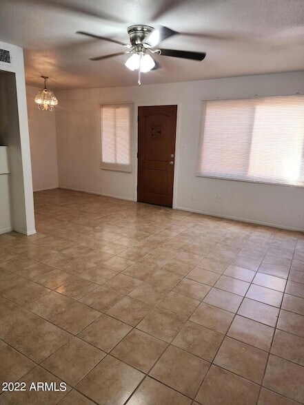 Foto del edificio - 4266 N 68th Dr