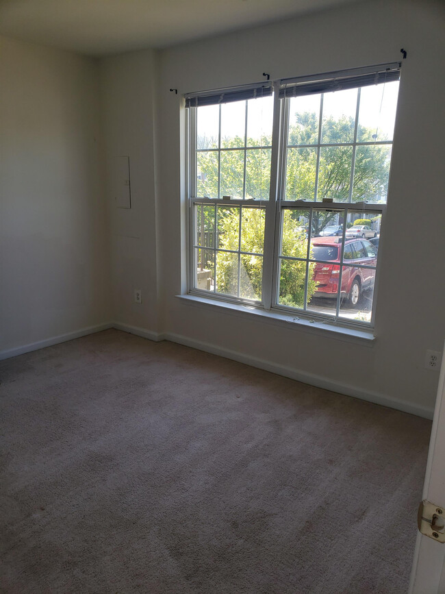 Foto del edificio - 311 Pendleton Ln