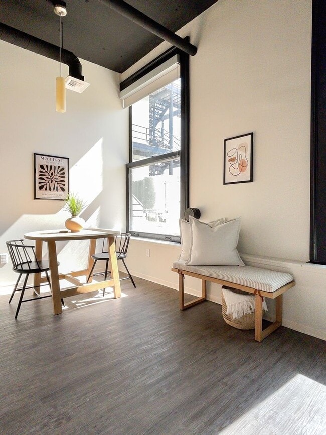 Interior Photo - The Marjorie