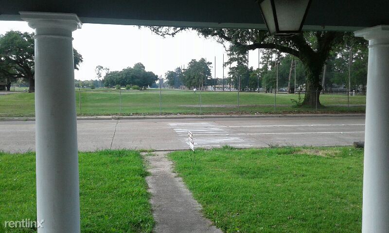 Foto del edificio - 1214 Mudd Ave