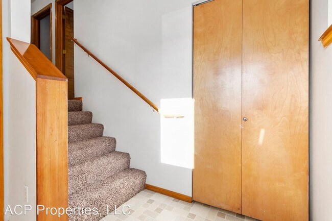 Building Photo - 4 br, 2 bath House - 3436 Abbott St