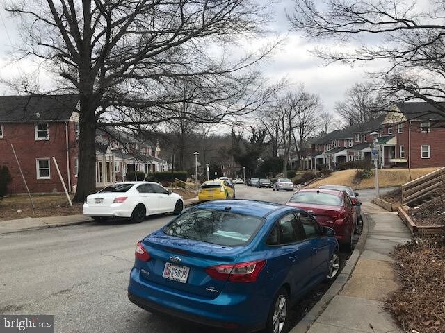 Foto principal - 911 N Hill Rd