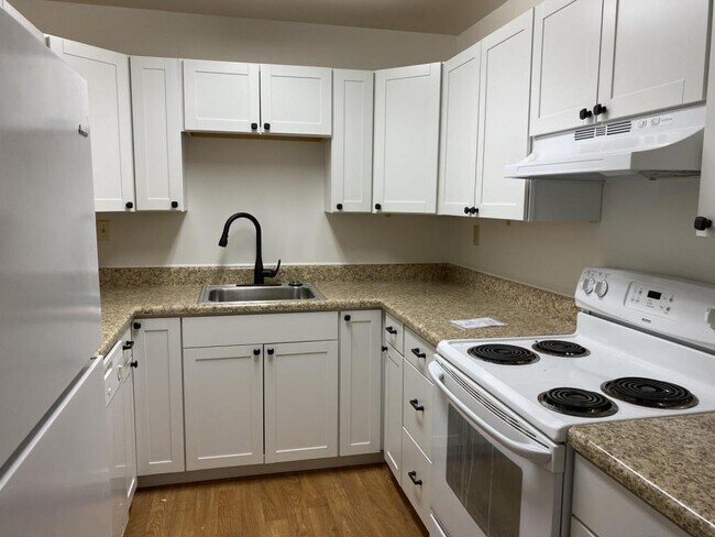 Foto del edificio - 960 Life Drive, Apartment 24
