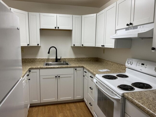 Building Photo - 960 Life Drive, Apartment 24