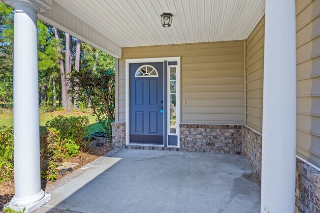 Building Photo - 75 Oak Ridge Cir
