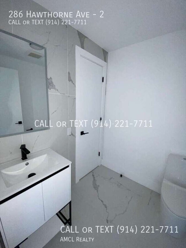 Foto del edificio - 286 Hawthorne Ave