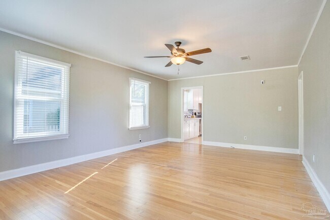 Foto del edificio - 2303 N 20th Ave