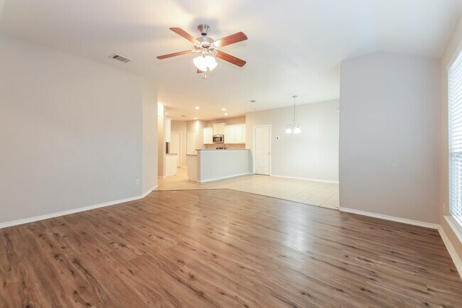 Foto del edificio - 1813 Cedar Wood Trail