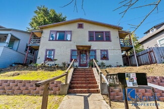 Building Photo - 517 Alhambra St