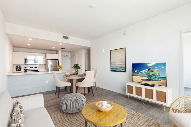 Interior Photo - SoLe Mia Rentals