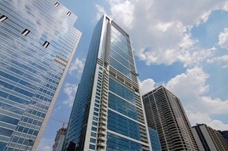 Building Photo - 340 E Randolph St