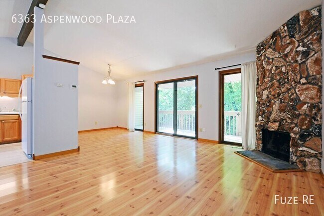 Foto del edificio - 6363 Aspenwood Plaza