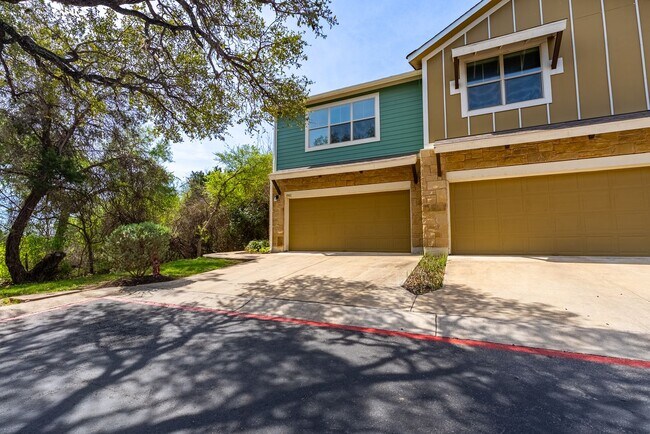 Building Photo - Beautiful 3 bedroom, 2.5 bathroom home in Ridge at Slaughter!!!