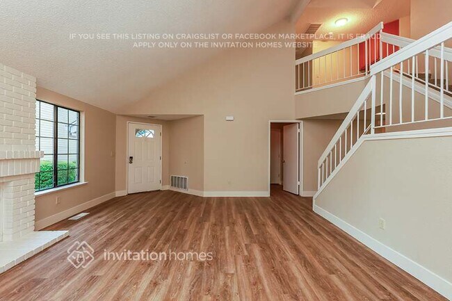 Foto del edificio - 2592 Clipper Ln