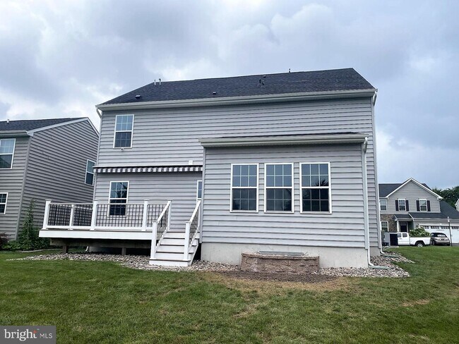 Foto del edificio - 122 Garrett Ln