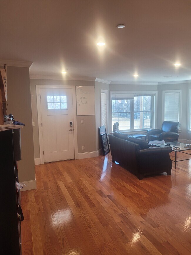 Foto del edificio - 116 Holland St